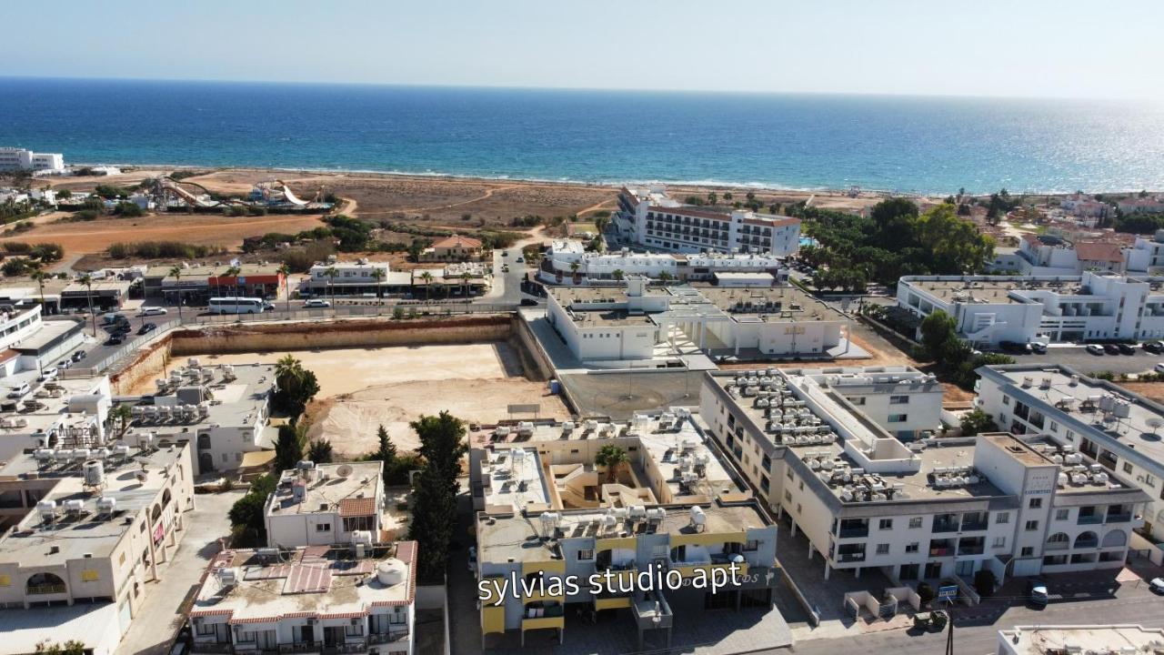 Sylvias Art Studio Apt Ayia Napa Esterno foto